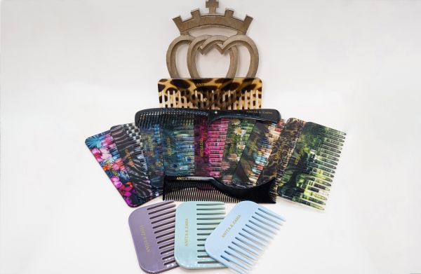 Les Peignes Iconiques ANITA & ZAHA